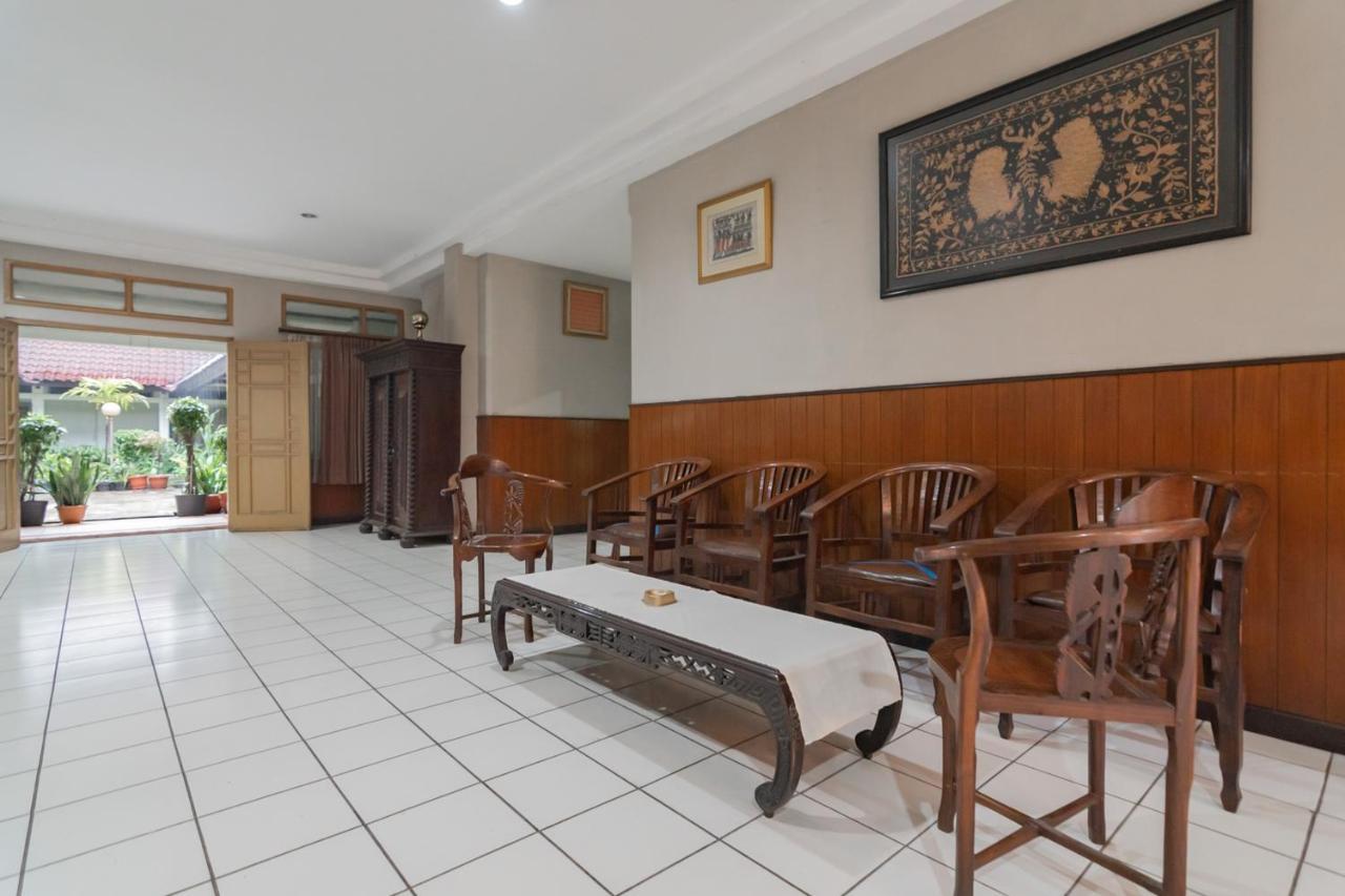 Koolkost Near Bandung Station Hotel Exterior photo